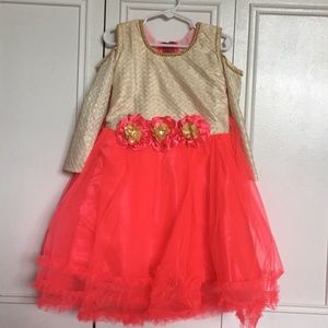 Girls dress